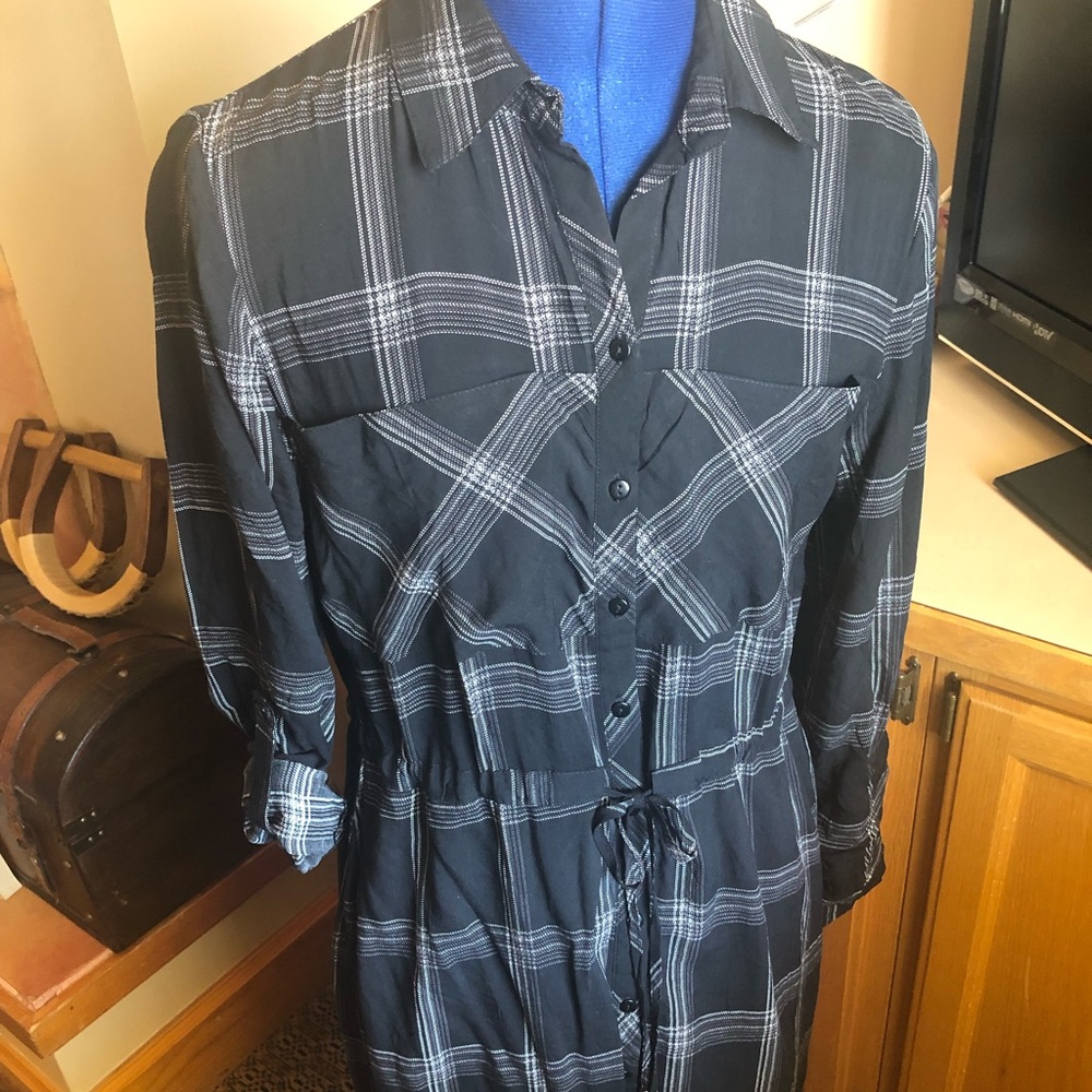 Black plaid dress